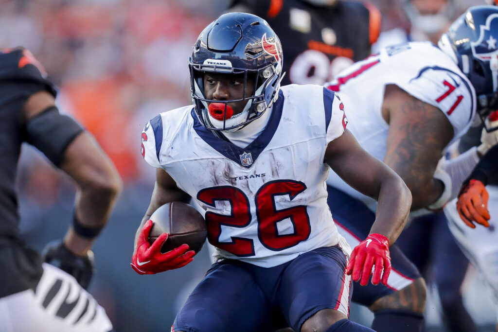 Giants Rb Devin Singletary Agree To Deal