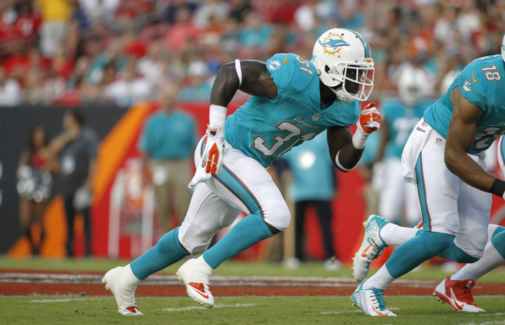 Dolphins Move Michael Thomas To IR