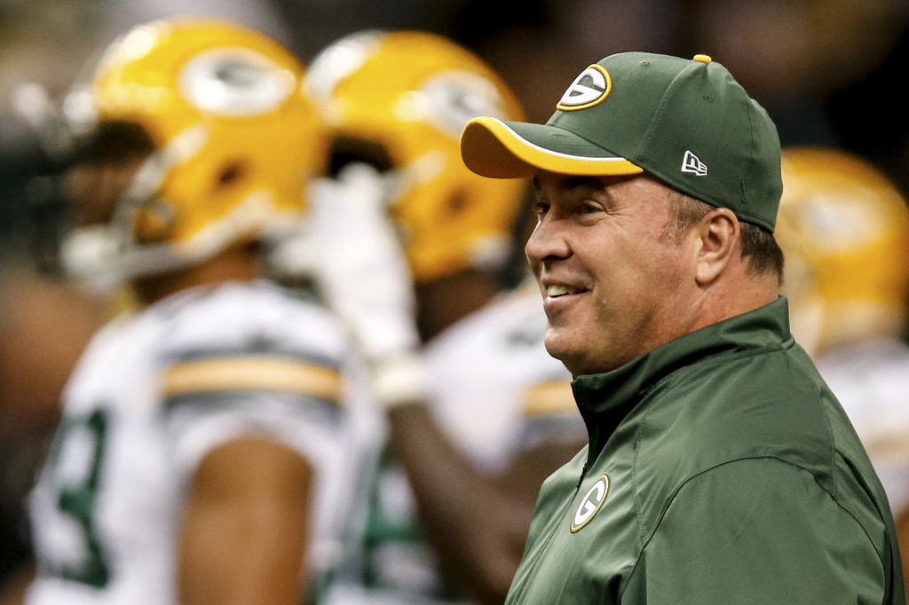 Cowboys coach Mike McCarthy keeps focus on beating NFC East rivals - ESPN