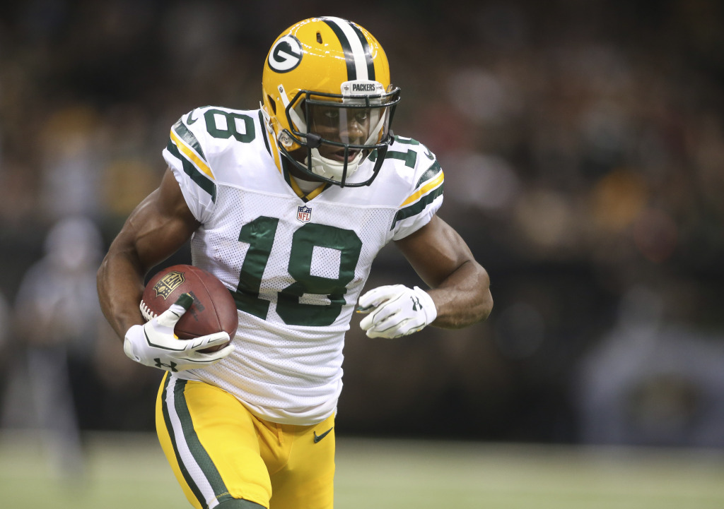 Randall Cobb Took Pay Cut To Stay: NFL World Reacts - The Spun