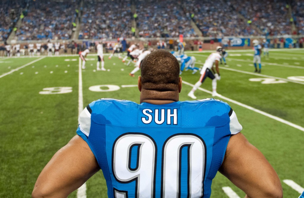 Ndamukong Suh of Detroit Lions wins appeal, will play in playoff game vs.  Dallas Cowboys - ESPN