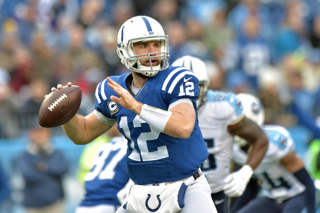 Andrew Luck ramps it up at Indianapolis Colts practice