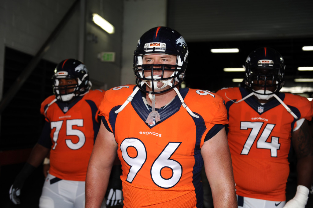 Bears Sign Mitch Unrein