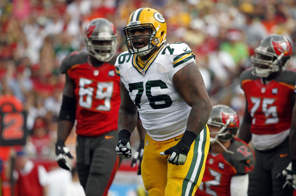 Packers Release Mike Daniels