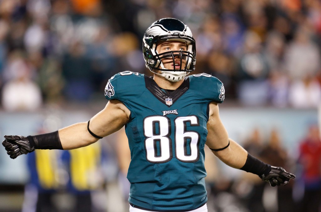 Eagles trade TE Zach Ertz to Arizona Cardinals for CB Tay Gowan