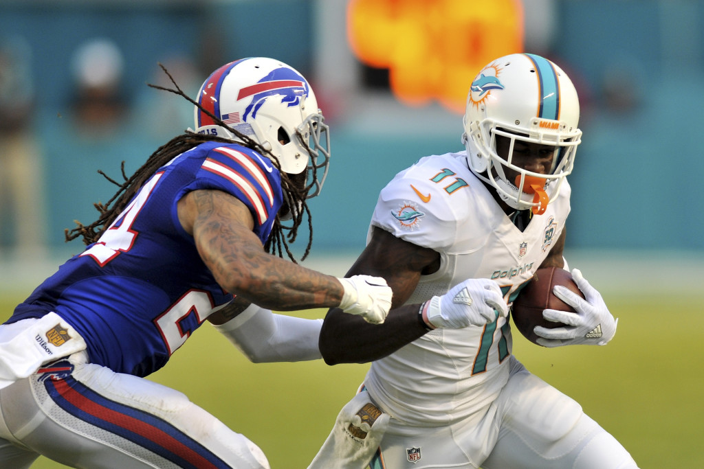 NFL trade rumors: Eagles should have interest in Dolphins' DeVante