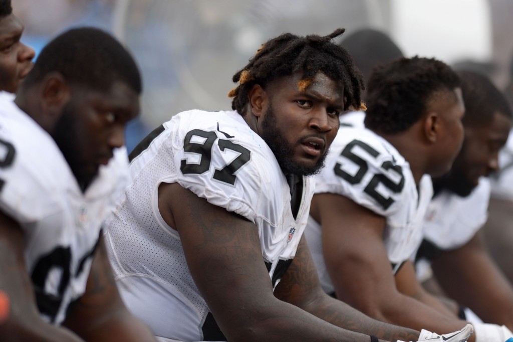 Raiders' Lee Smith, Ben Heeney appear headed for season-ending IR