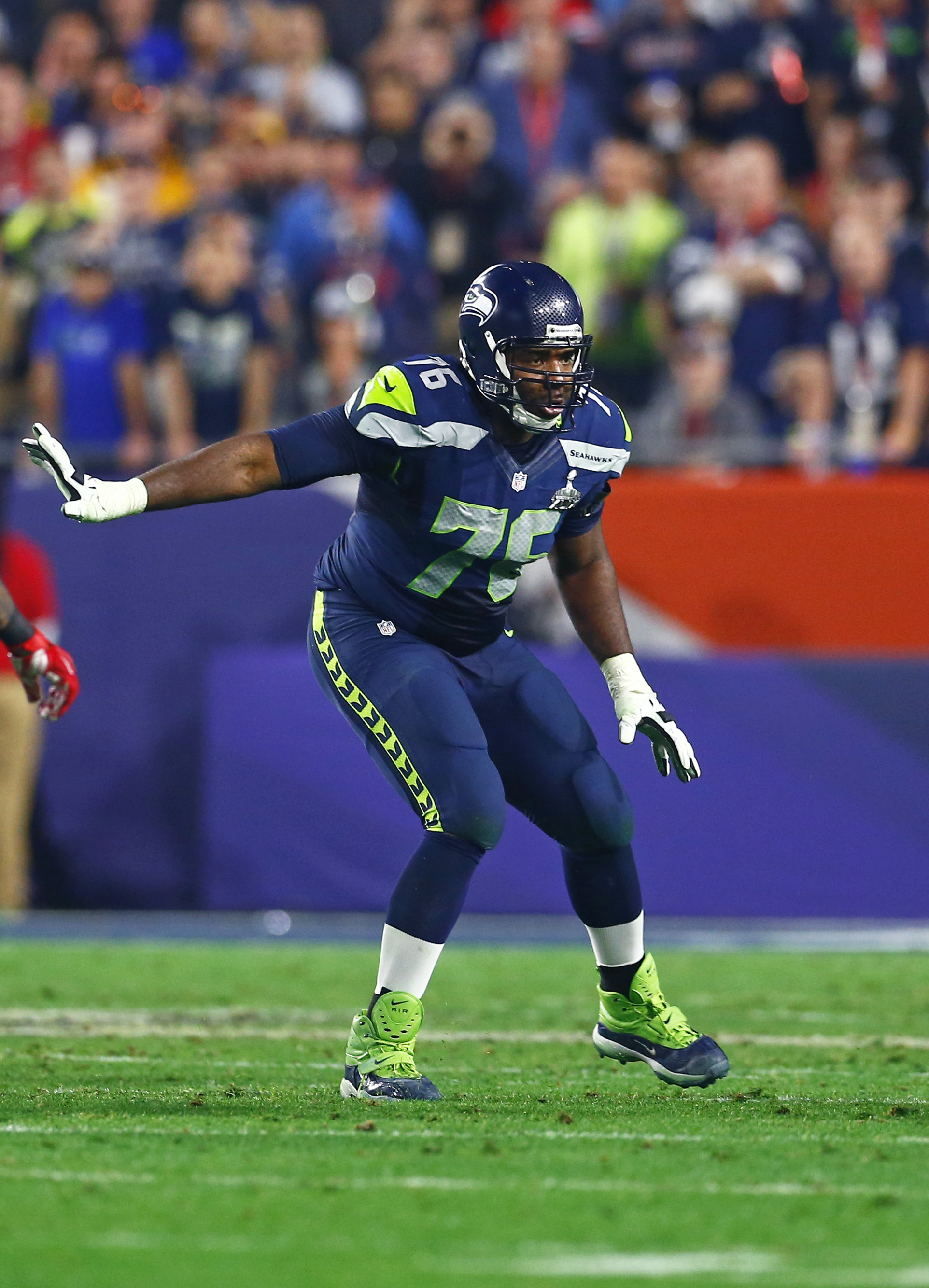 Report: Steelers made offer to Seahawks' tackle Russell Okung