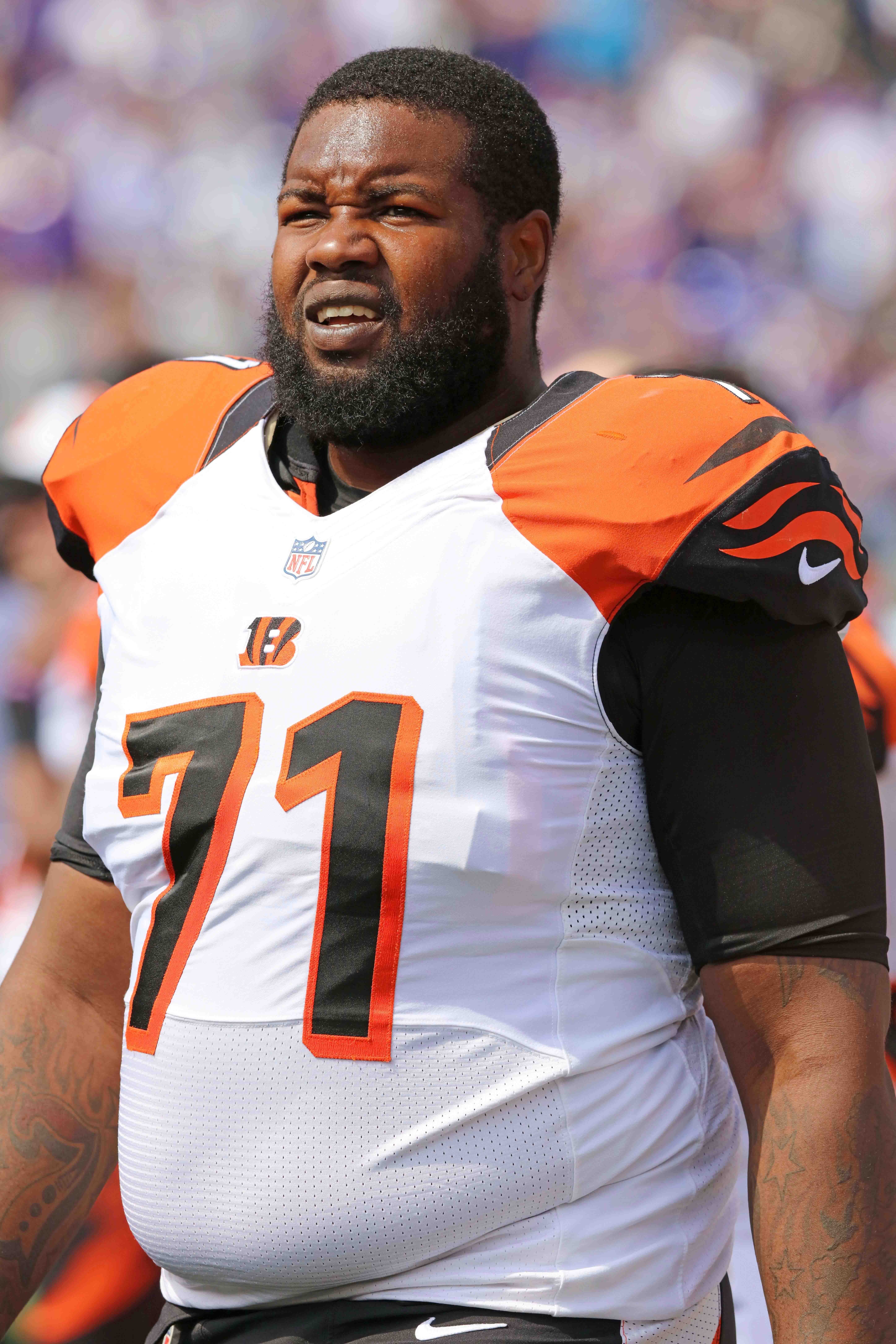 Bengals Waive OT Andre Smith