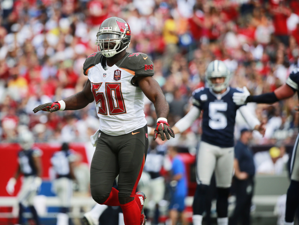 BREAKING: Bucs Sign Former Cowboys LB Bruce Carter