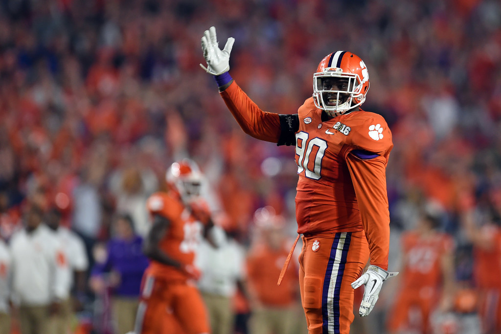 Buffalo Bills first-rounder Shaq Lawson to have shoulder surgery, NFL News