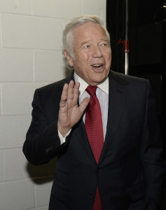 Robert Kraft (vertical)