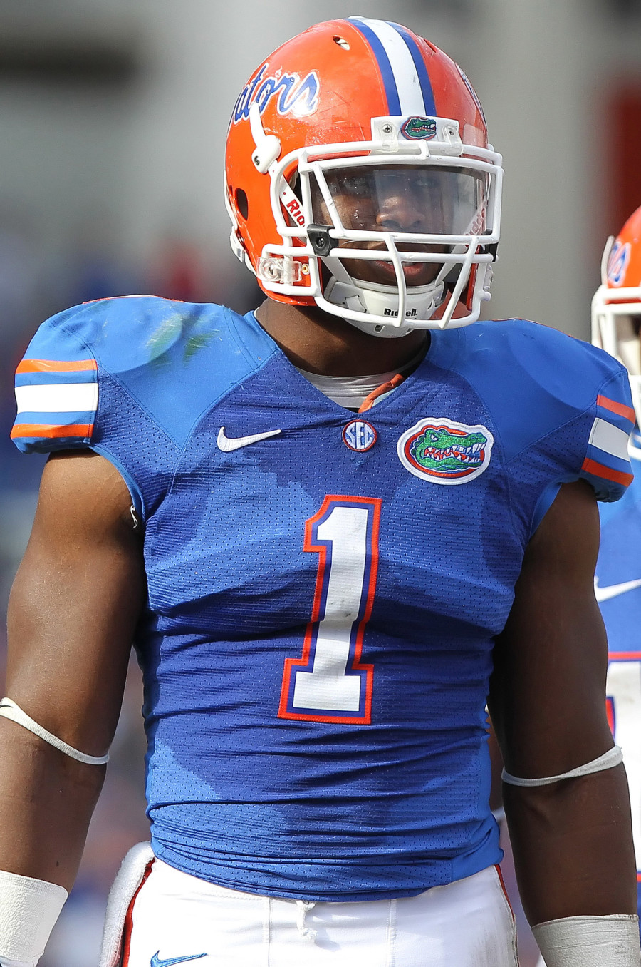 Lions Acquire Jon Bostic From Patriots