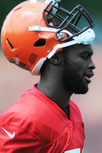 Barkevious Mingo (vertical)