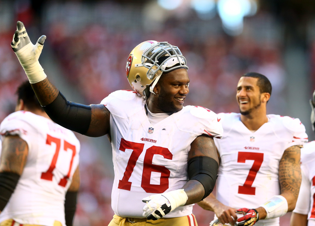 49ers retired RT Anthony Davis blasts team in Twitter rant