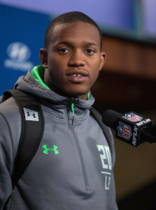 Darron Lee (vertical)