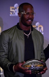 Von Miller (vertical)