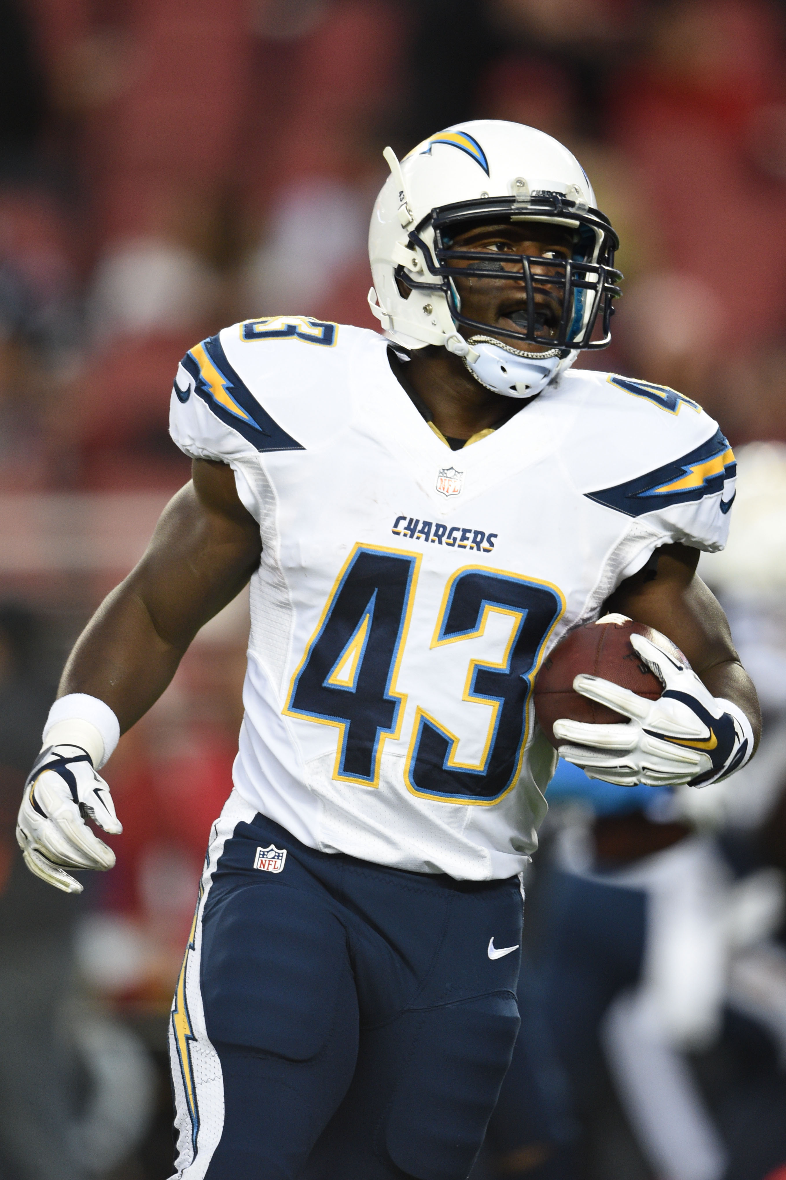 Chargers RB Branden Oliver Tears Achilles