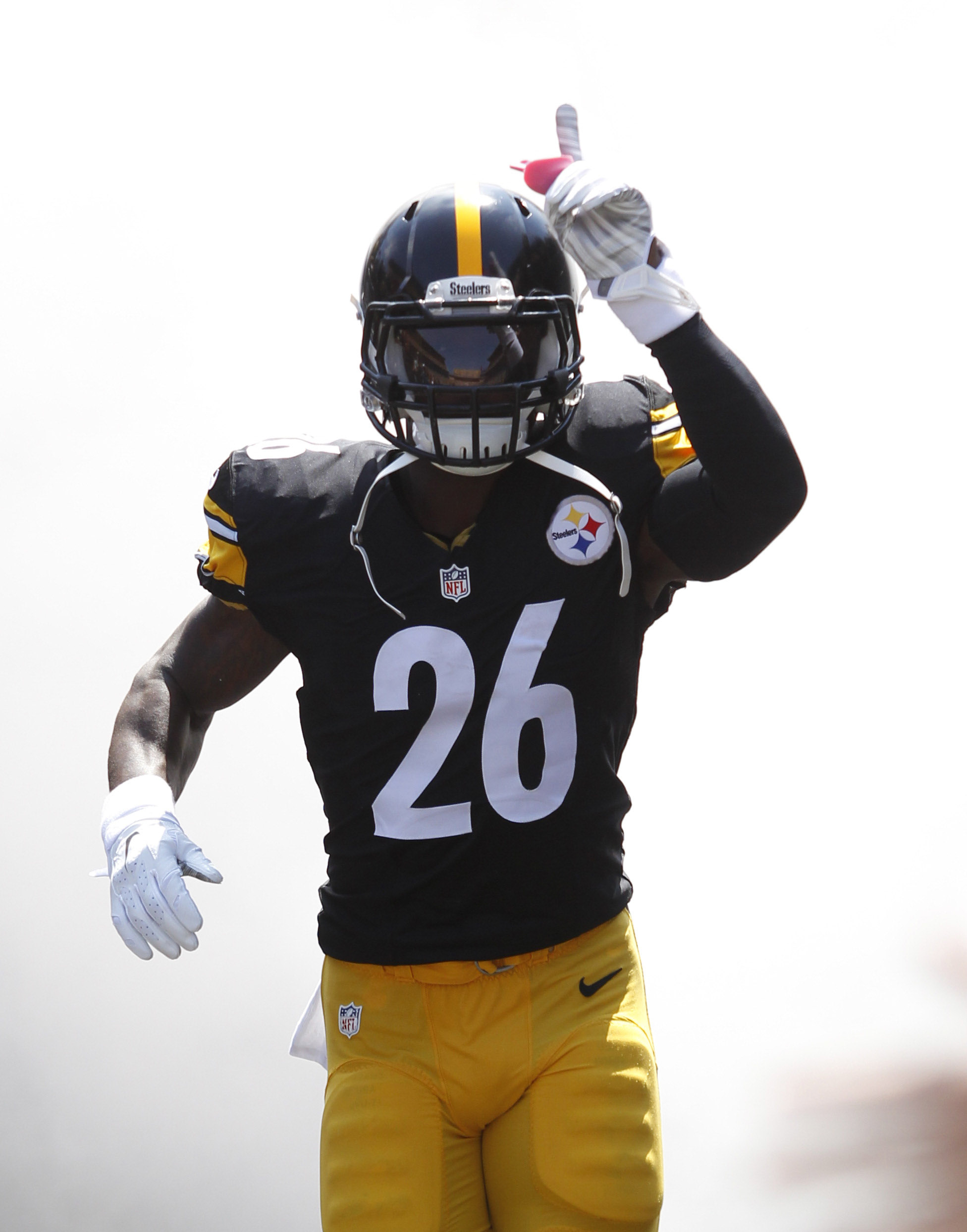 Steelers To Franchise Le'Veon Bell, Want To Extend Antonio Brown
