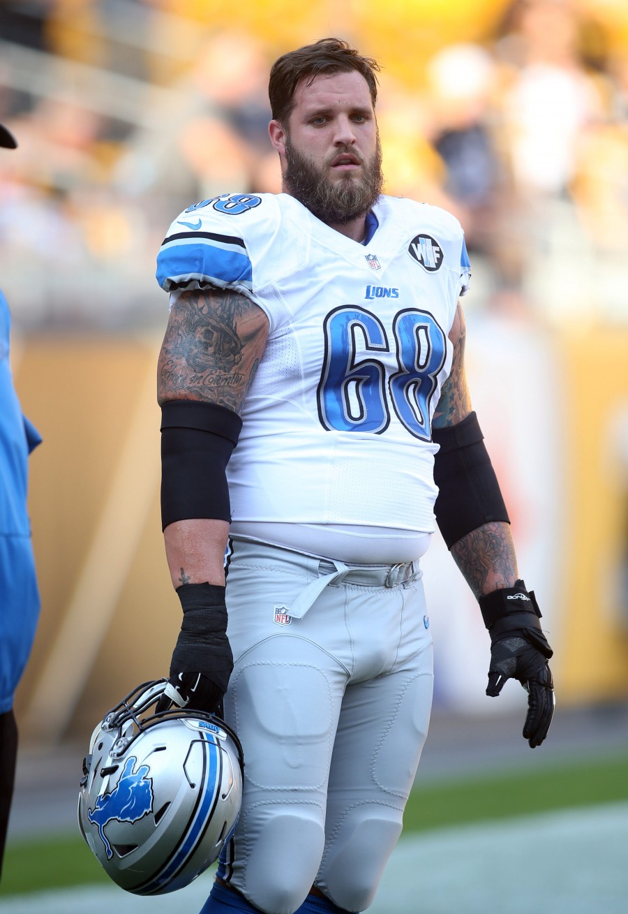 Lions' Taylor Decker Returns To Practice