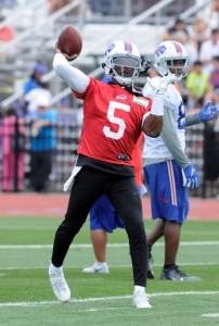 Tyrod Taylor (vertical)