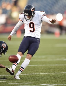 Aug 18, 2016; Foxborough, MA, USA; Chicago Bears kicker Robbie Gould practices a field goal prior to a game against the against the New England Patriots at Gillette Stadium. Mandatory Credit: Bob DeChiara-USA TODAY Sports