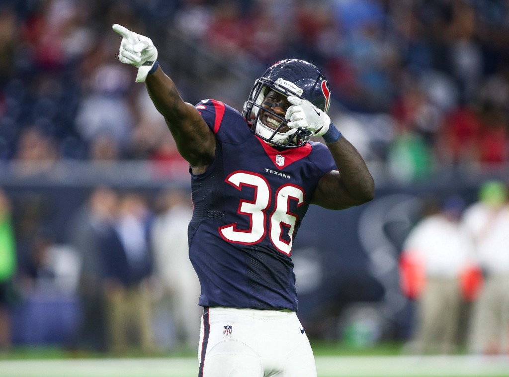 Texans S K.J. Dillon Suffers Torn ACL