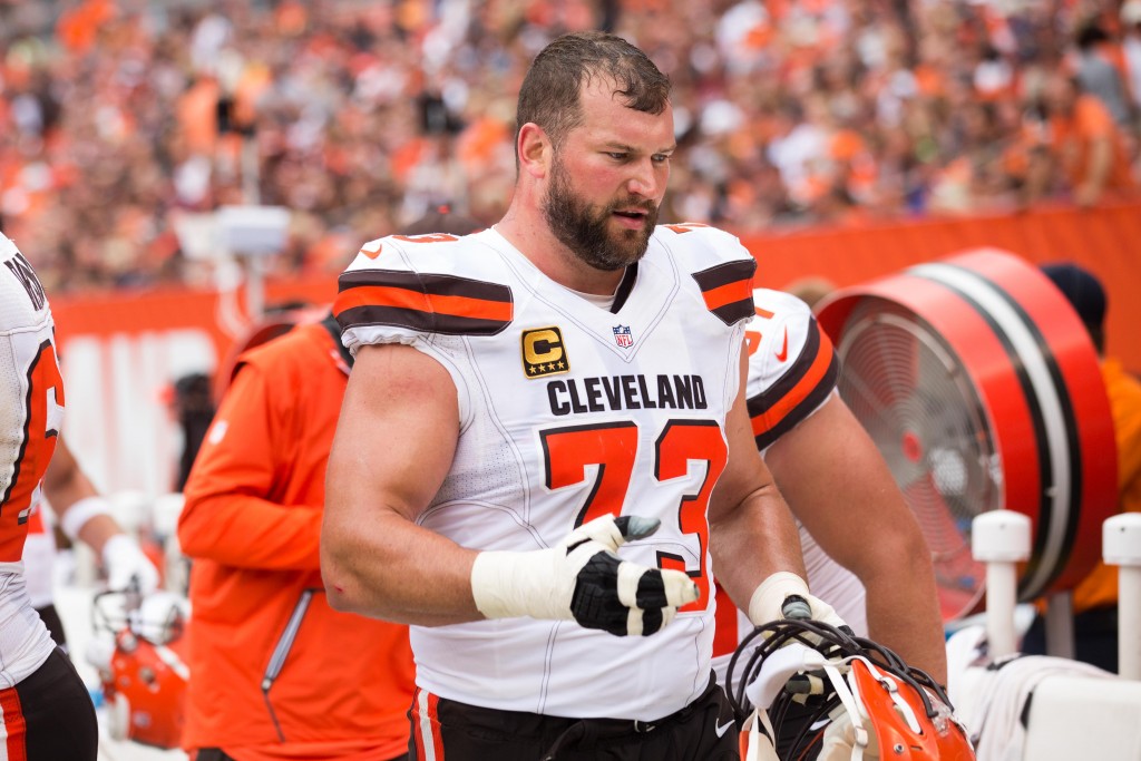 Cleveland Browns' Tackle Joe Thomas Tears Triceps, Likely Done For