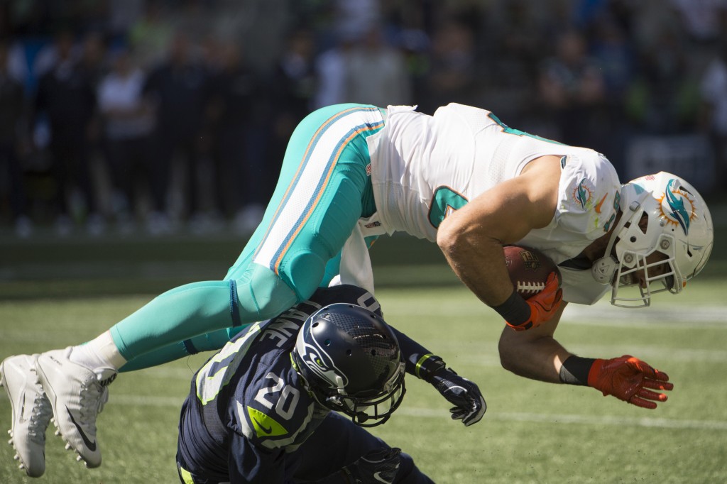 Dolphins, Jordan Cameron Rework Contract