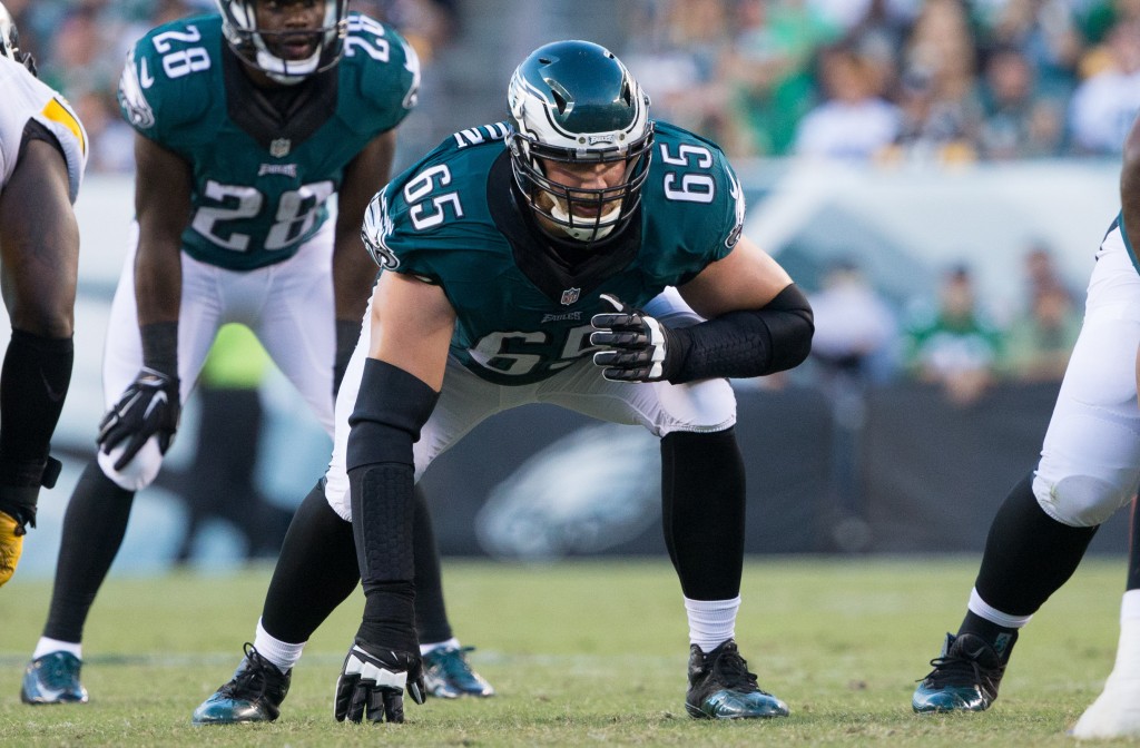 Lane Johnson agrees to record contract with Philadelphia Eagles