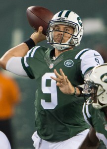 Aug 27, 2016; East Rutherford, NJ, USA; New York Jets quarterback Bryce Petty (9) throws the ball in the 2nd half at MetLife Stadium. New York Giants defeat the New York Jets 21-20. Mandatory Credit: William Hauser-USA TODAY Sports
