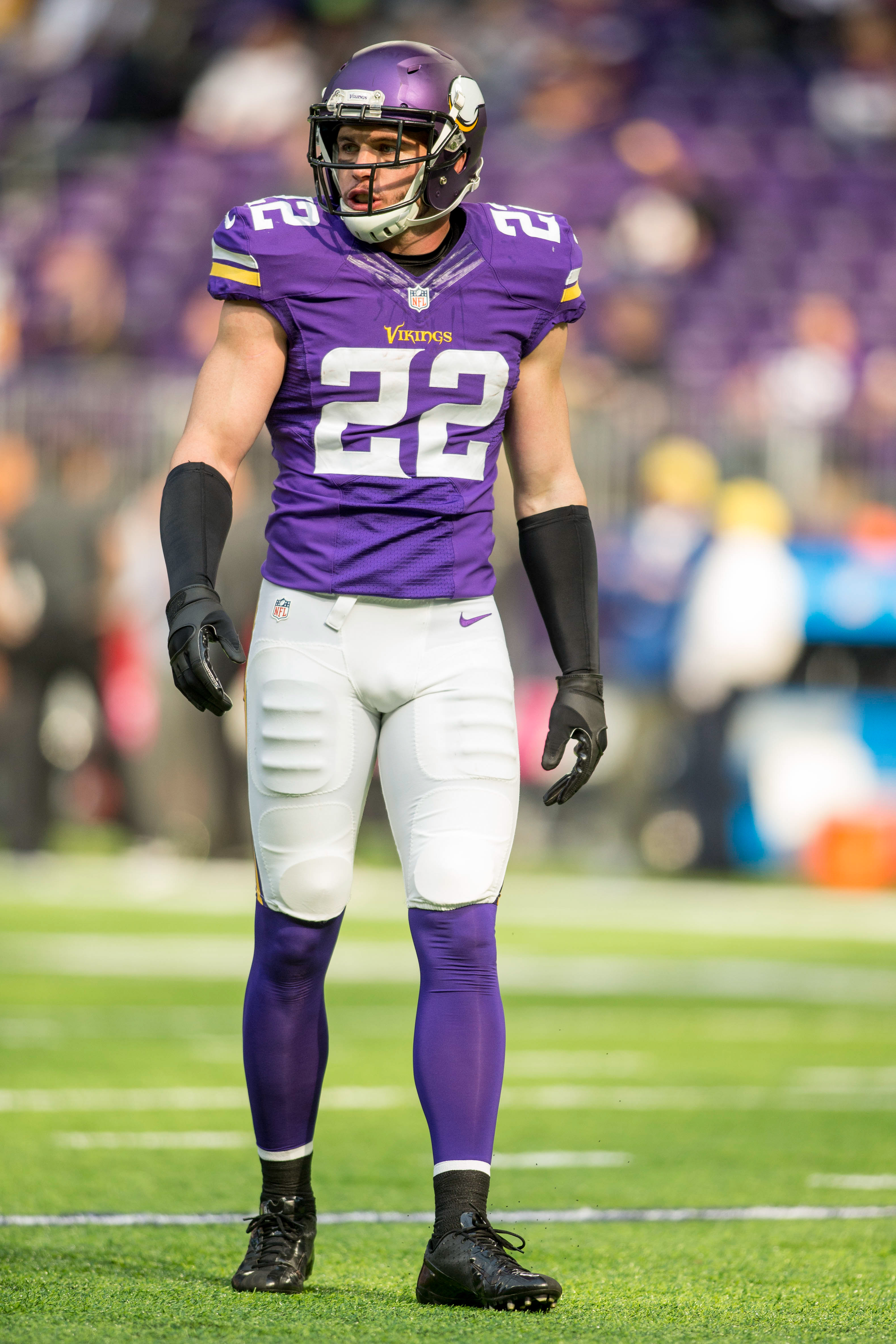 Vikings safety Smith agrees four-year contract extension