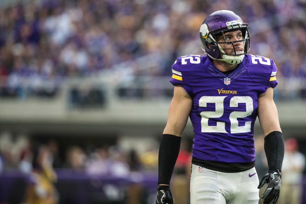 Vikings S Harrison Smith Accepts Pay Cut