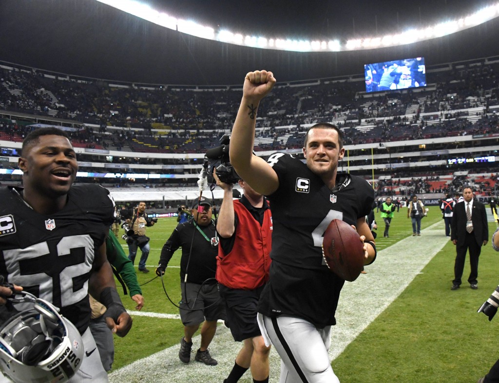 Raiders: Derek Carr, Khalil Mack reminisce on the old days