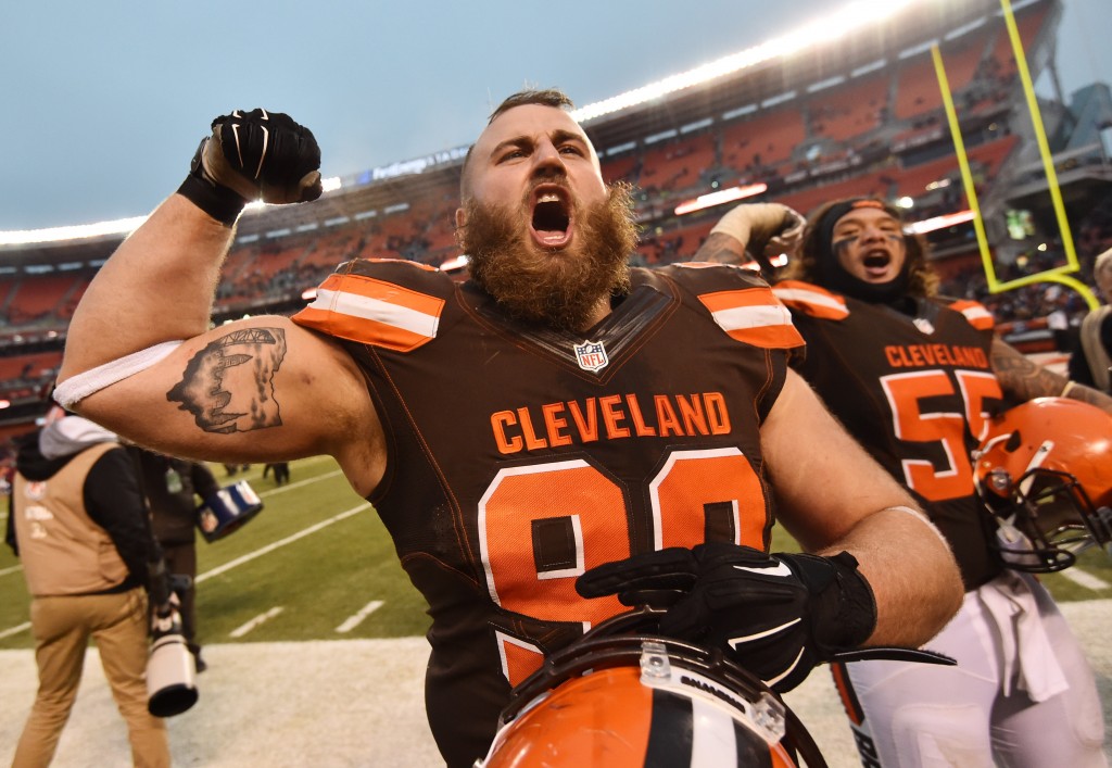 Seahawks sign free agent defensive tackle Jamie Meder, a former Cleveland  Brown