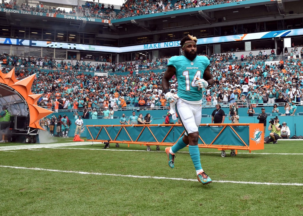 Miami Dolphins give WR Jarvis Landry permission to pursue trade - ESPN