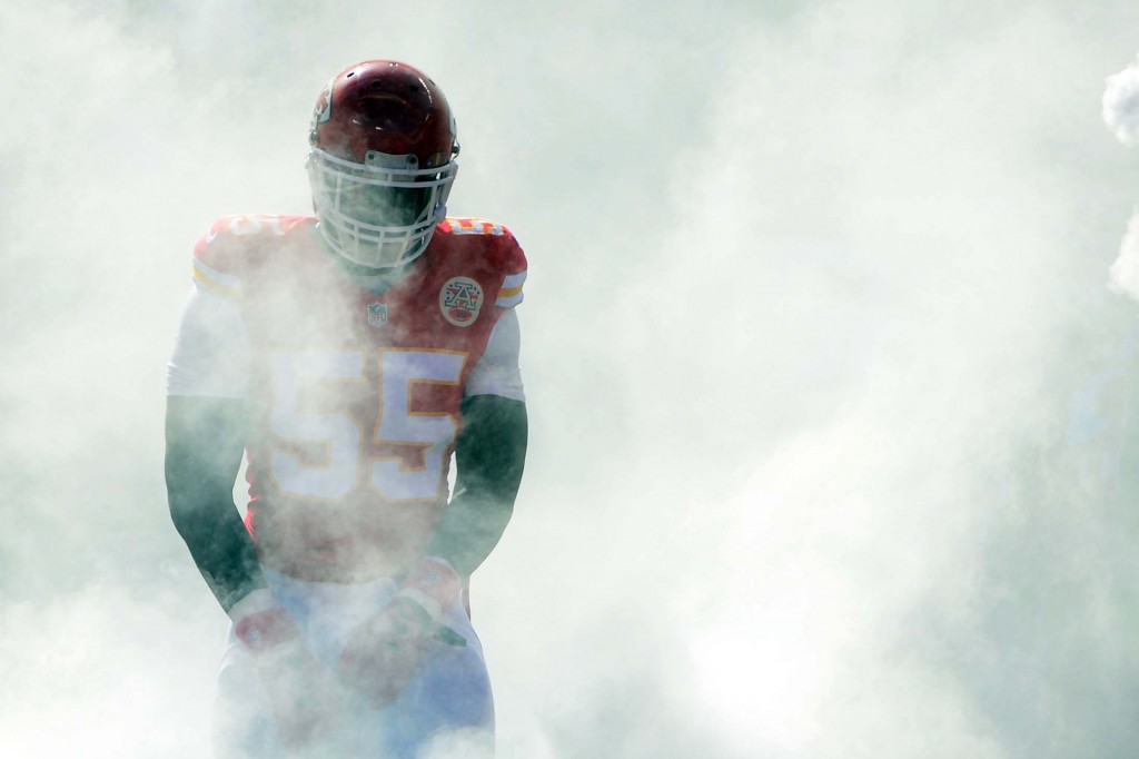 49ers finalize trade with Chiefs by offering LB Dee Ford a 5-year, $87.5  million deal