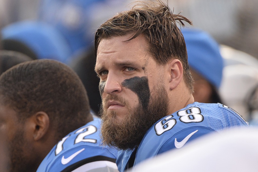 Lions T Taylor Decker begins practicing, PFF News & Analysis