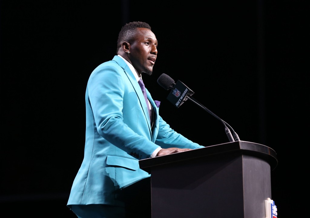 Report: Thomas Davis will retire after 2018