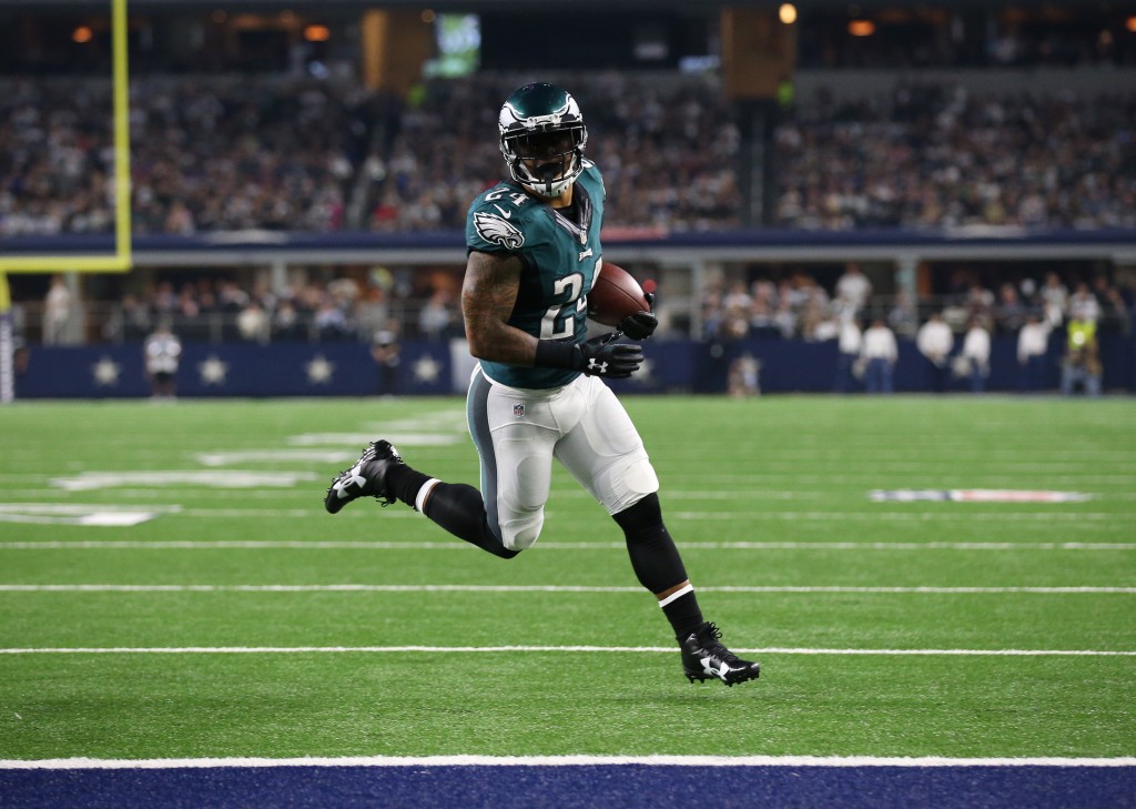 Could the Chargers be eyeing a reunion with RB Darren Sproles?