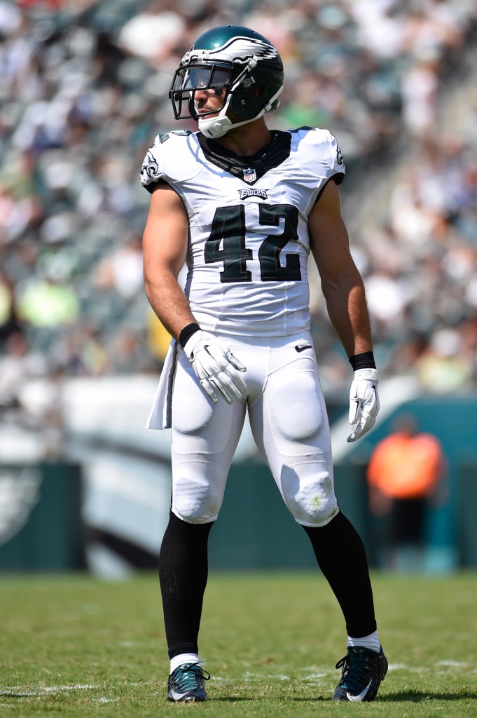 Eagles Release Chris Maragos