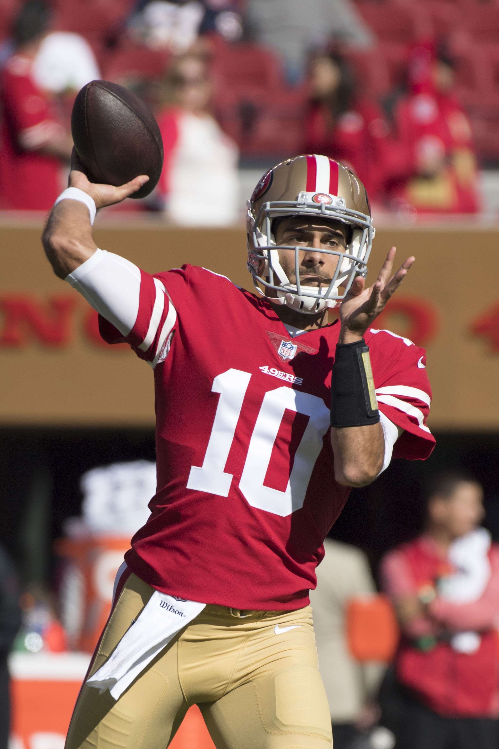 49ers' Jimmy Garoppolo goes deep in encouraging throwing session