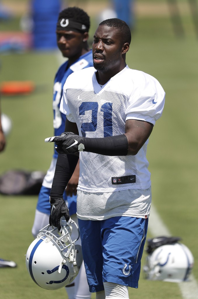 Vontae Davis Gains Medical Clearance