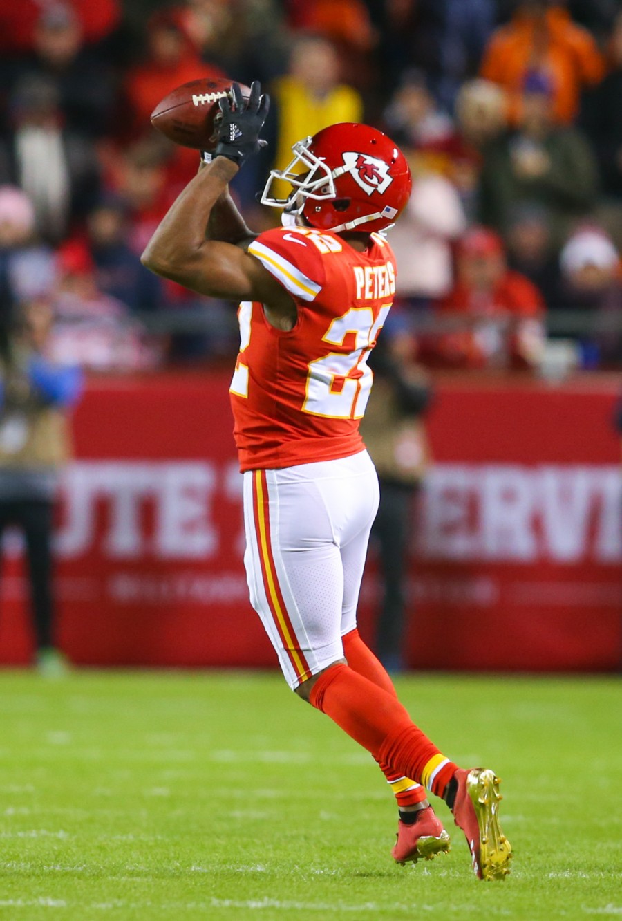 Chiefs Trade Marcus Peters To Rams