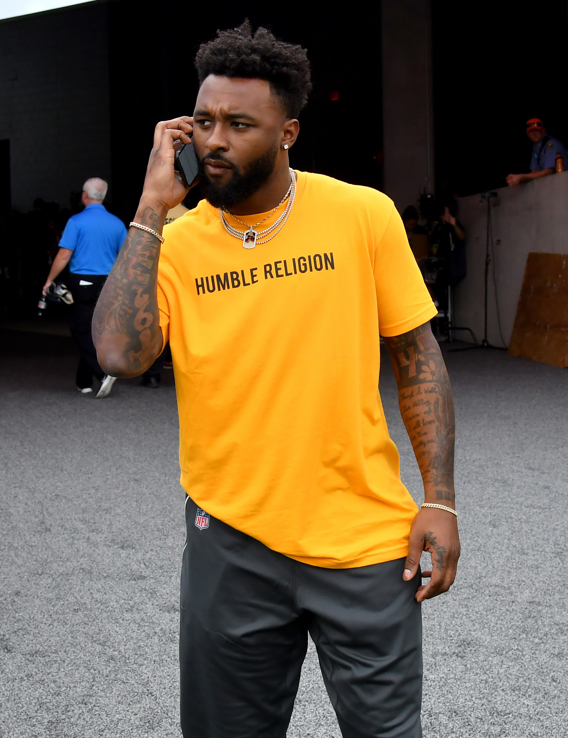 H&M and NFL Star Jarvis Landry Gear Up for Fall With Collection – WWD