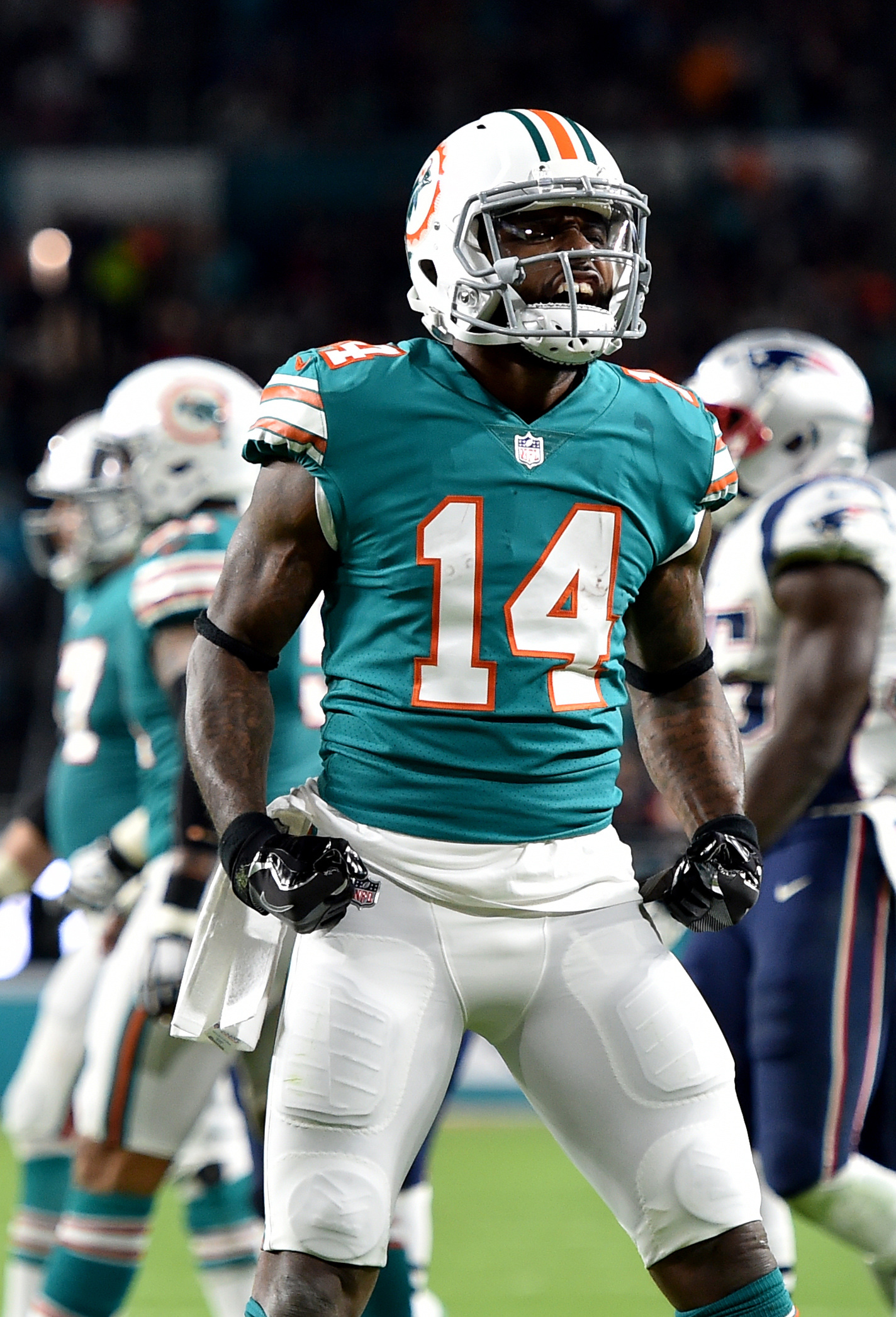 Miami Dolphins give WR Jarvis Landry permission to pursue trade - ESPN