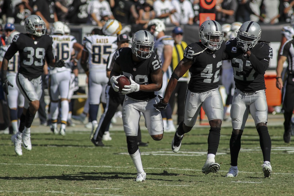 Raiders sign CB Amerson to four-year extension