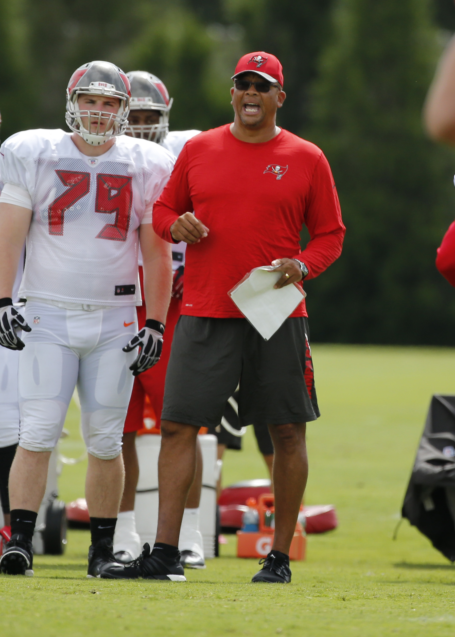 Buccaneers Fire DL Coach Jay Hayes