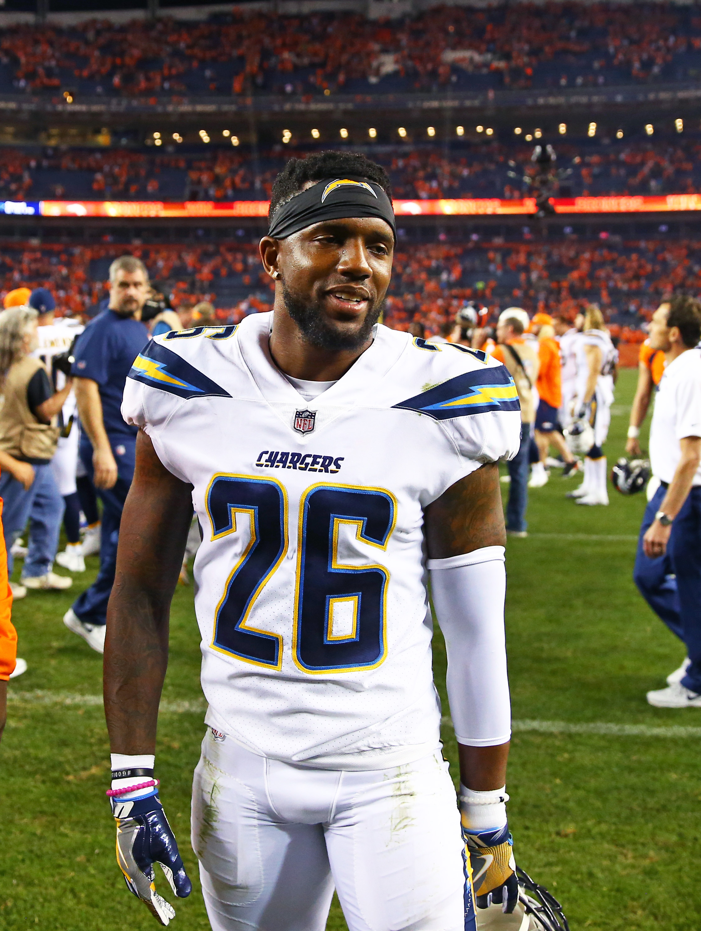 Chargers Sign Casey Hayward To Extension