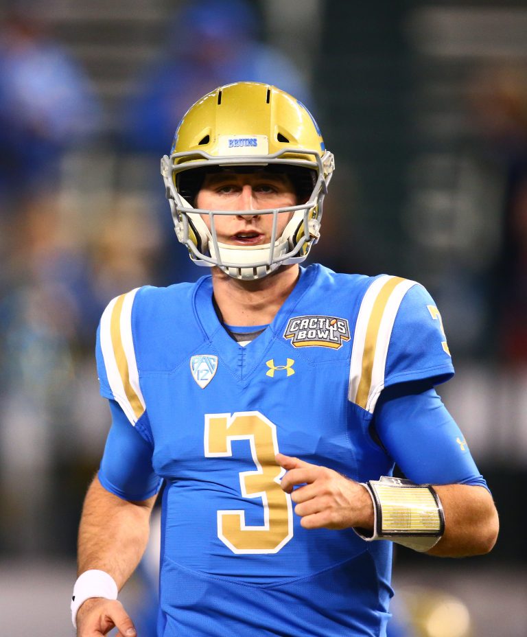 Josh Rosen Signs Cardinals Deal